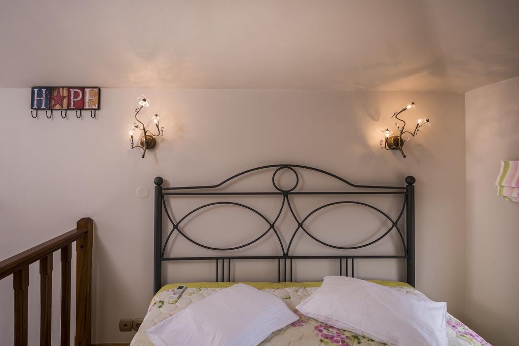 Athina Luxury Villas Xamoudhokhorion  Екстер'єр фото